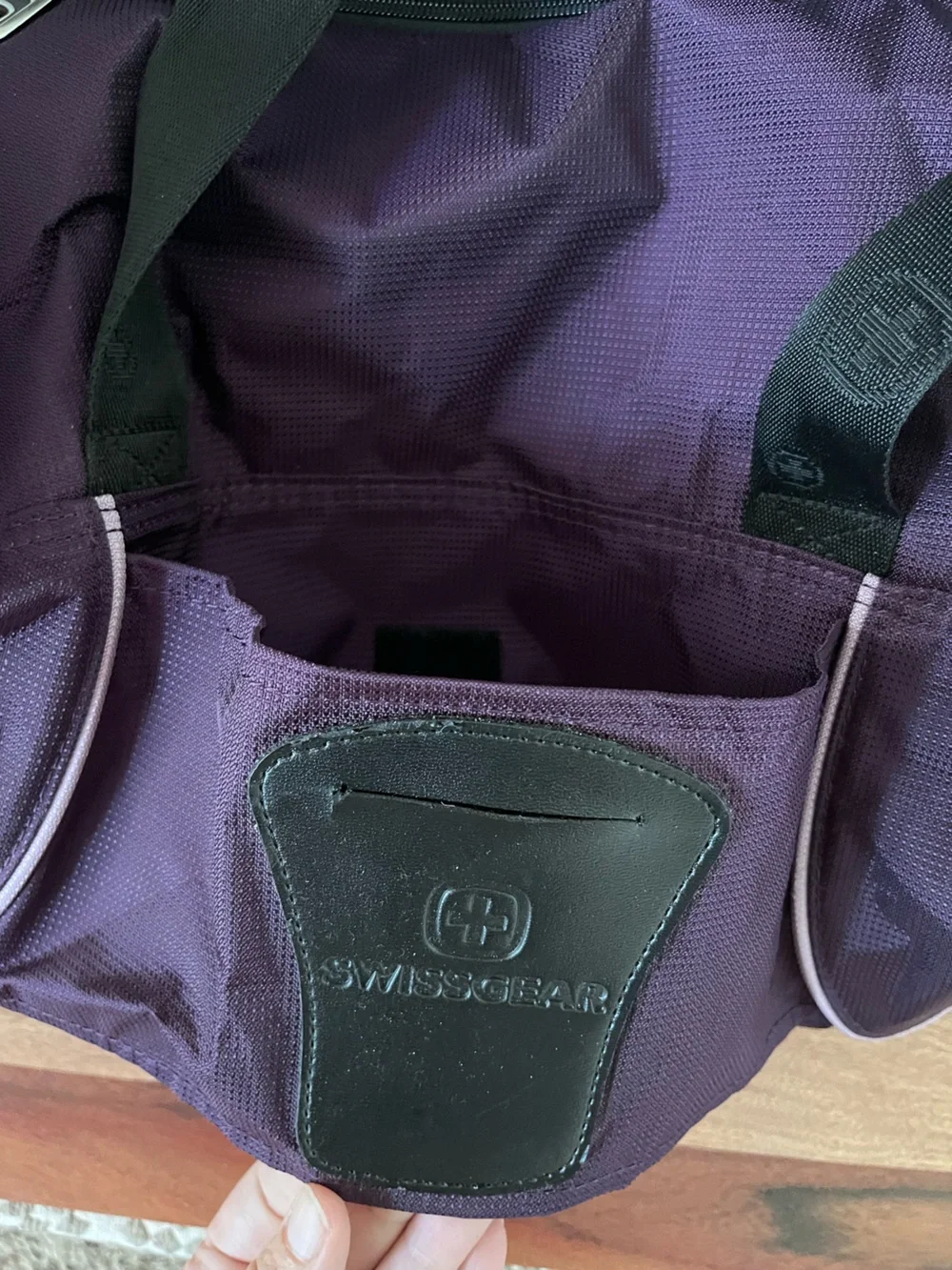 SwissGear Purple Duffel Bag Travel Gym Carry On Luggage with Shoulder‎ Strap